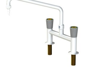 H pattern mixer tap with removable nozzle